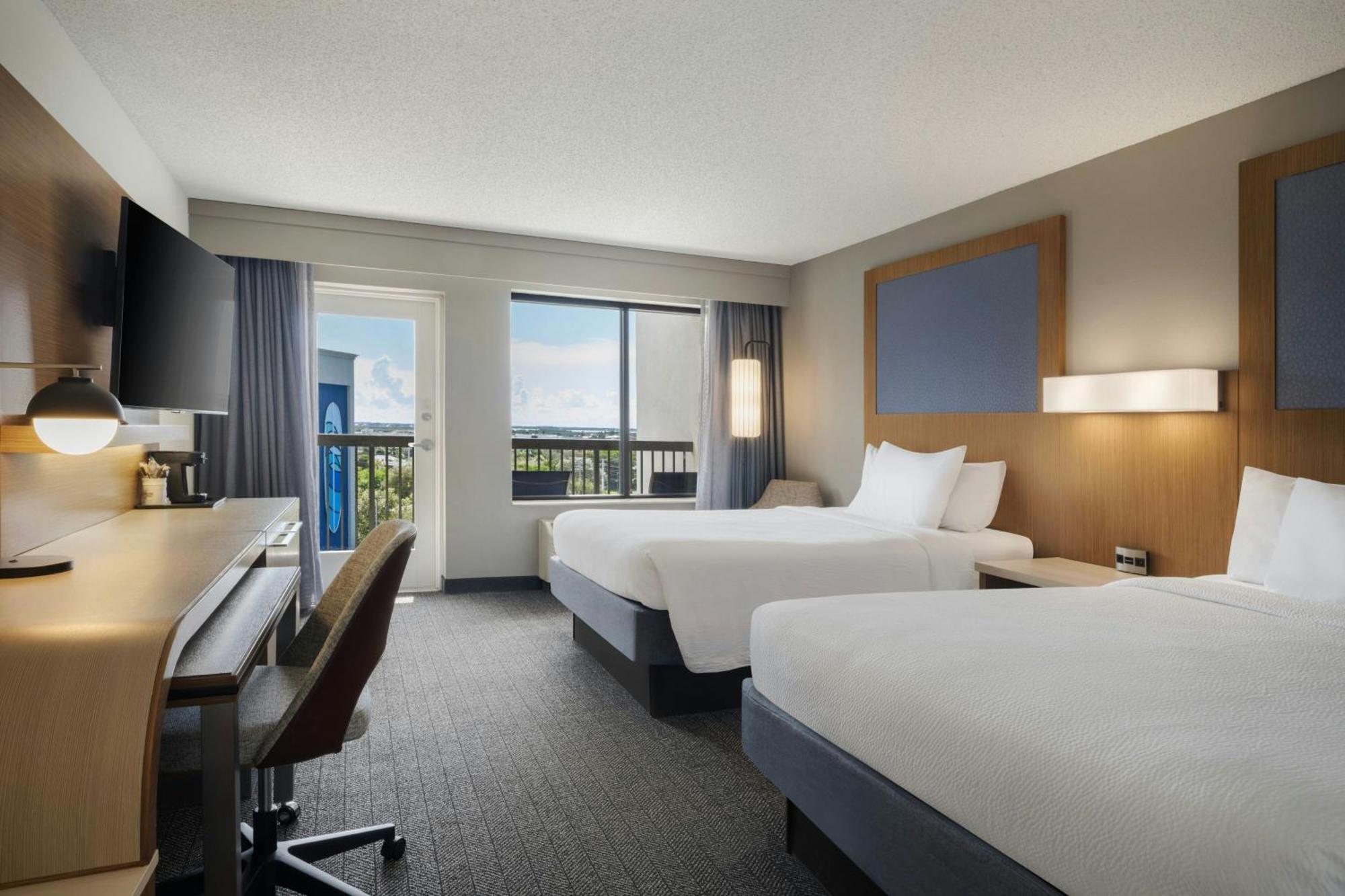 Queen Room Two Queen Beds Bathtub Mobility Access or Hearing Accessible,1739401851:JPEG