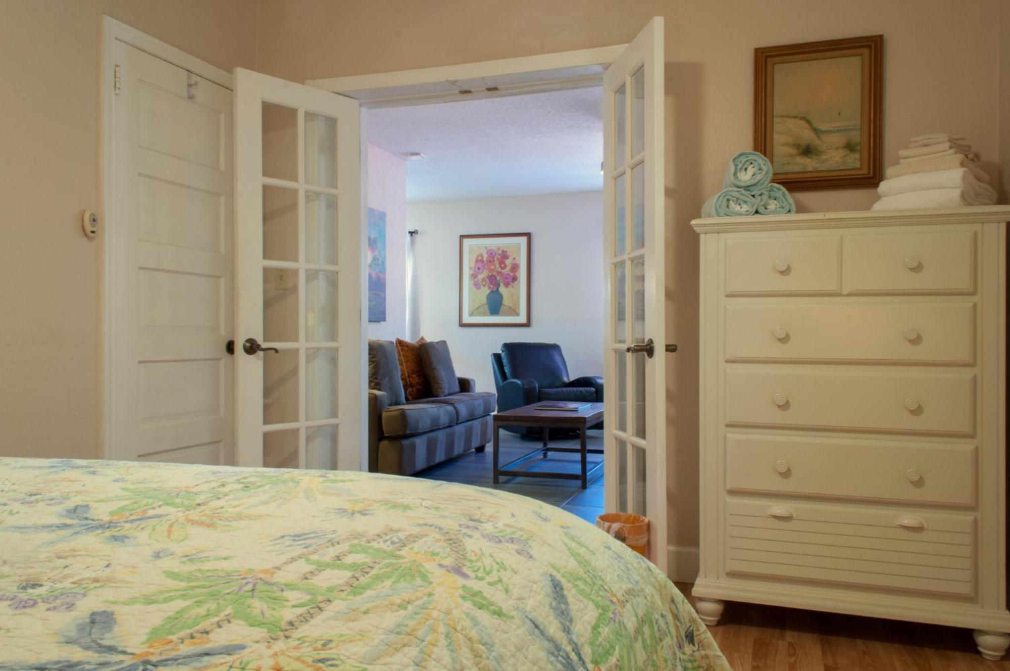 Apartment with Garden View,552691038:JPEG